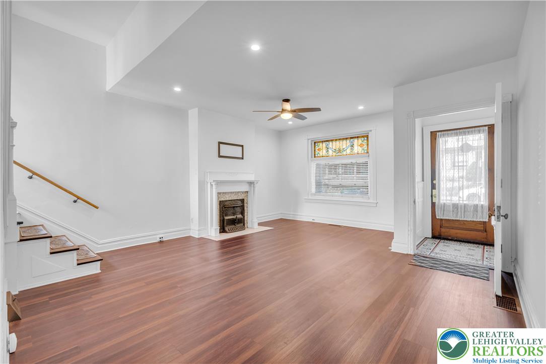 420 2nd Avenue Bethlehem, PA 18018 - Photo 4 of 34 wooden floor in an empty room with a window