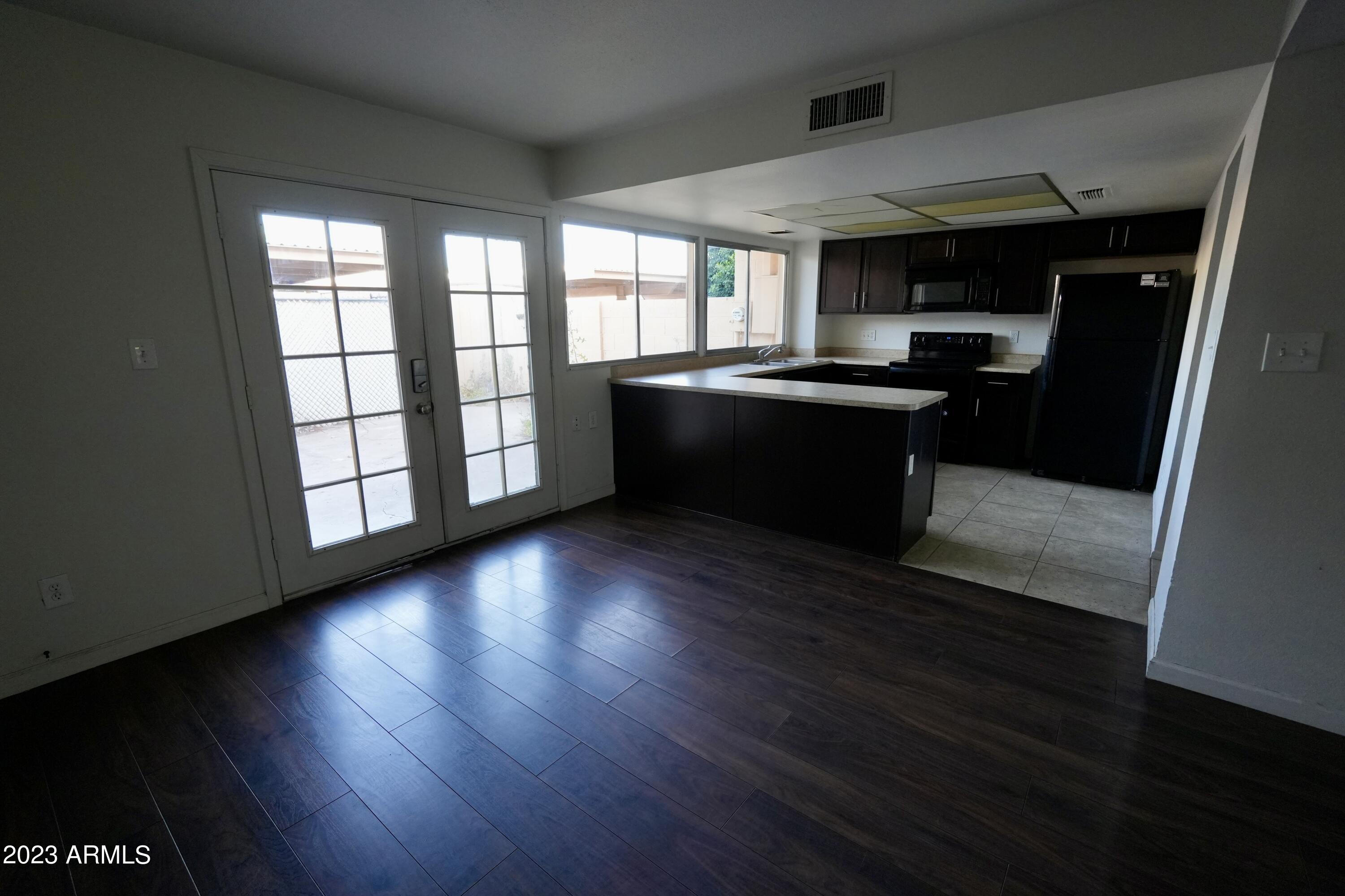 3320 South Juniper Street Tempe, AZ 85282 - Photo 3 of 24 Kitchen 2
