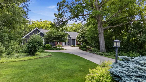 $1,250,000 | W279N5280 Hanover Hill Court, Lisbon, WI 53089