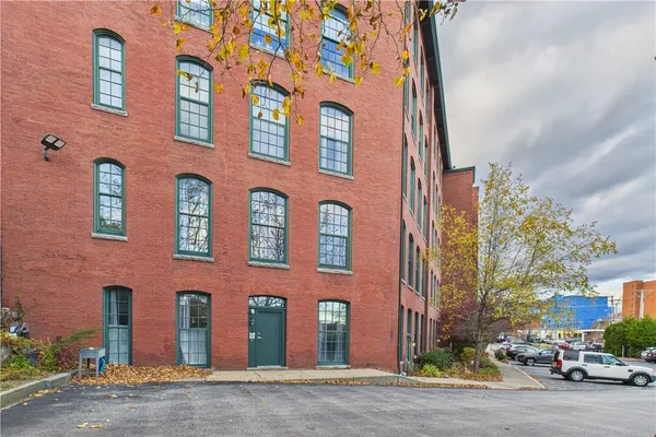$354,900 | 28 Bayley Street, Unit 107, Pawtucket, RI 02860