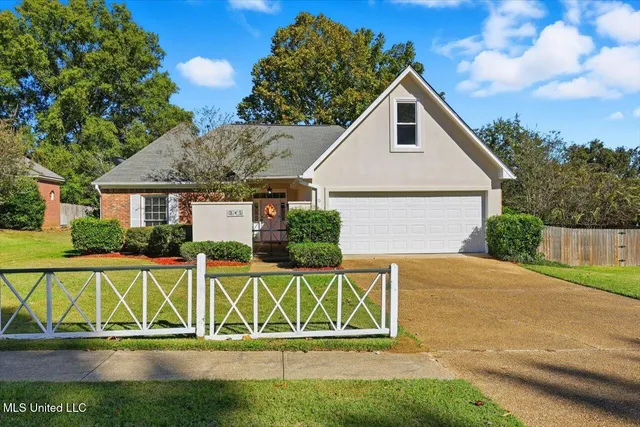$349,999 | 345 Avonlea Lane, Madison, MS 39110