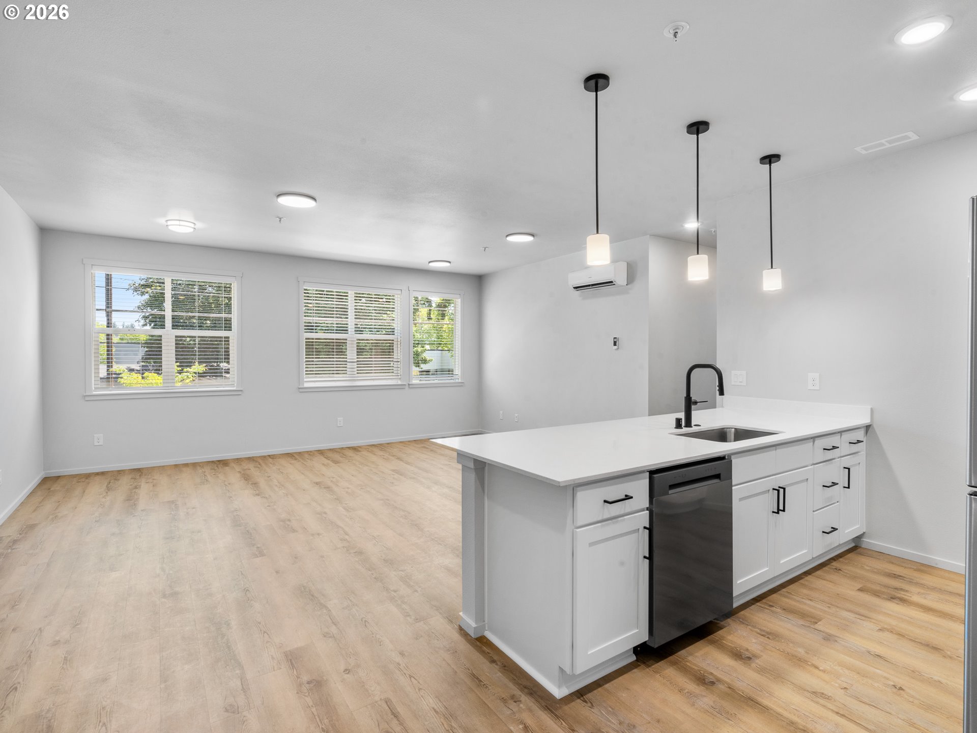 4202 Northeast Morrow Road, Unit 201 Vancouver, WA 98682 - Photo 6 of 15