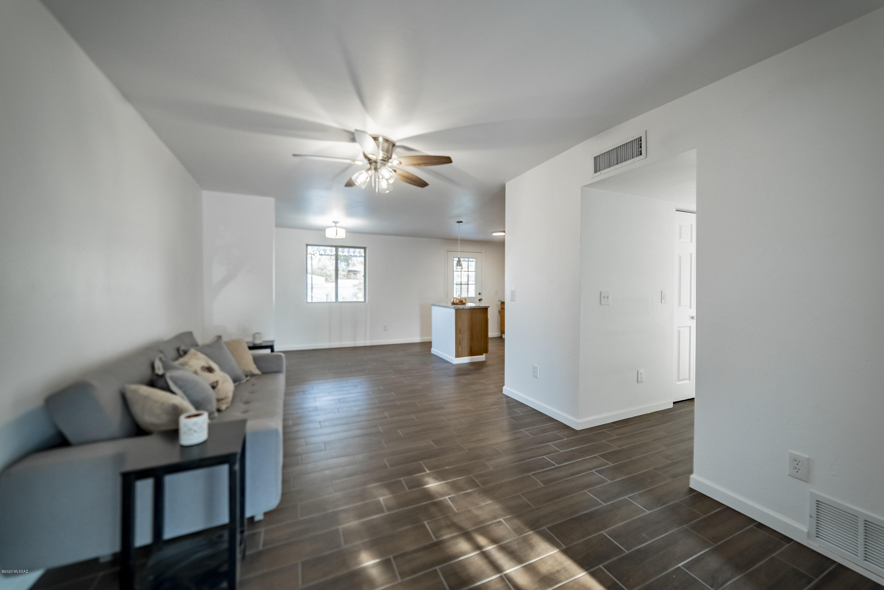 3141 South Kolb Road Tucson, AZ 85730 - Photo 6 of 22 Gallery Image 6