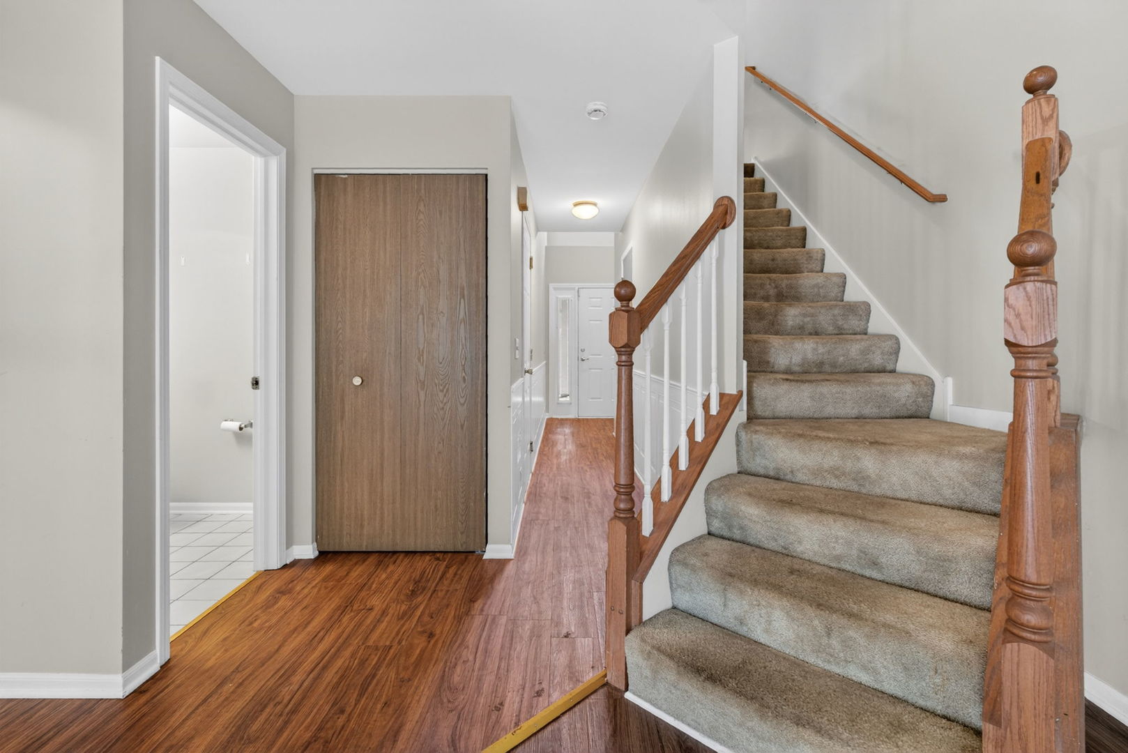 337 Inner Cir Drive Bolingbrook, IL 60490 - Photo 4 of 32