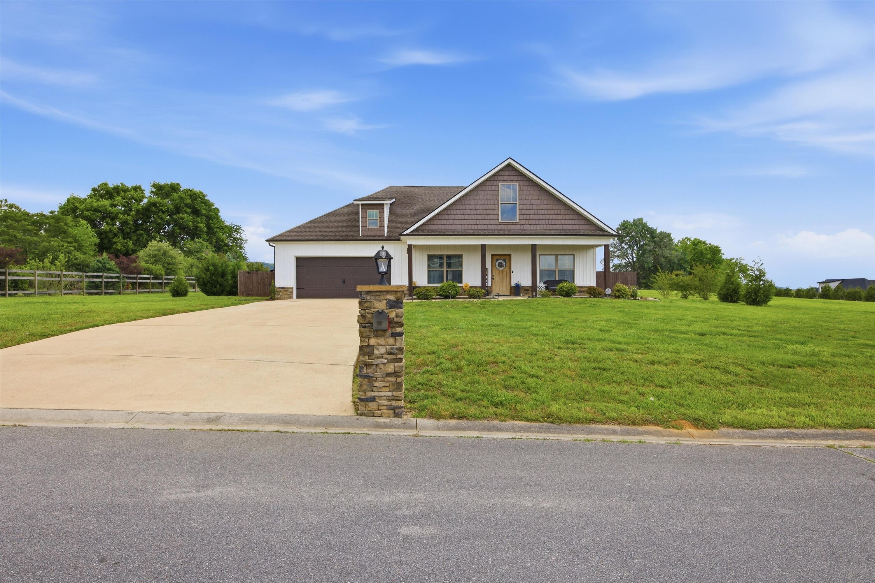 14 Farm View Circle Rock Spring, GA 30739 - Photo 3 of 34 03-14FarmViewCir-33