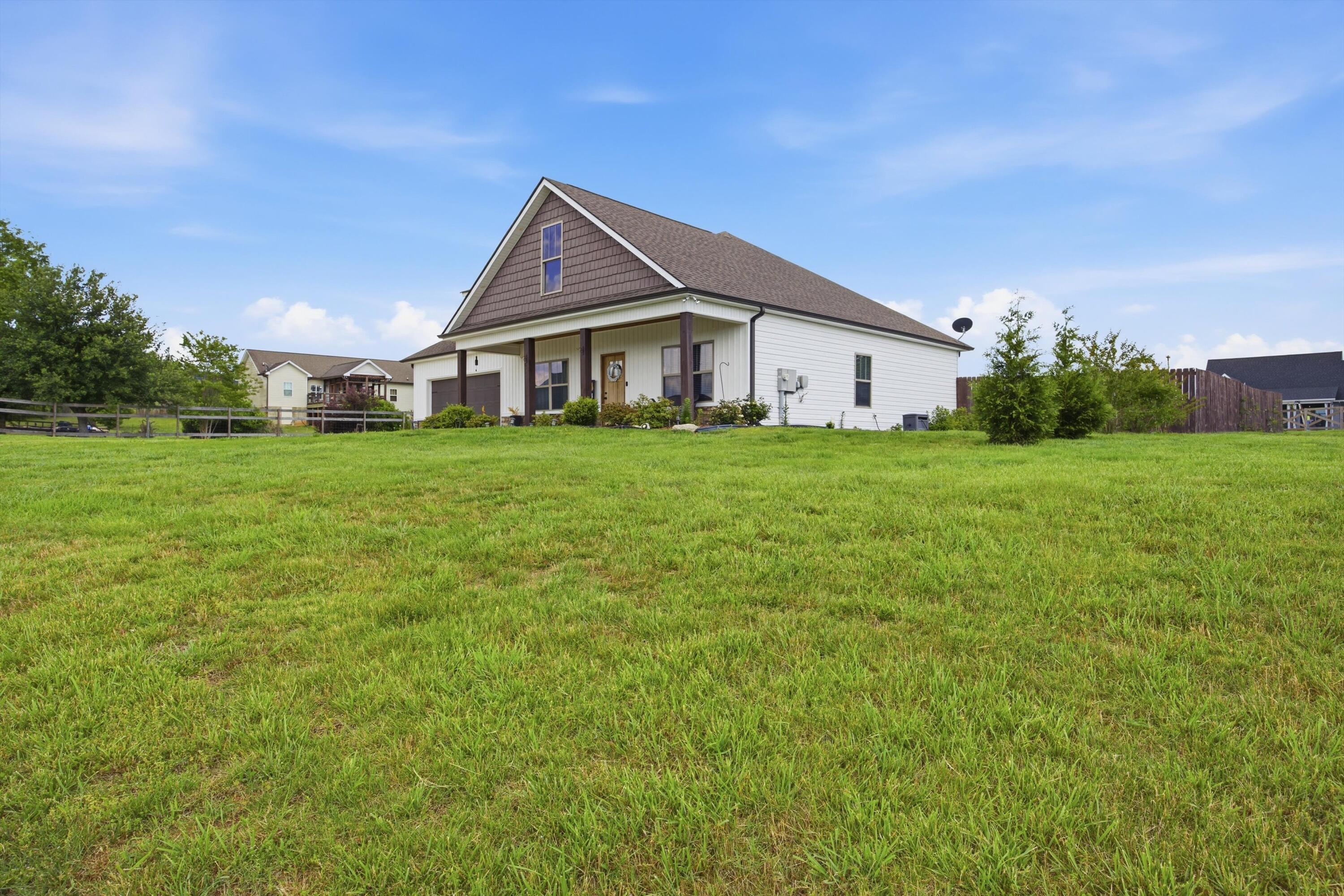 14 Farm View Circle Rock Spring, GA 30739 - Photo 7 of 34 07-14FarmViewCir-32