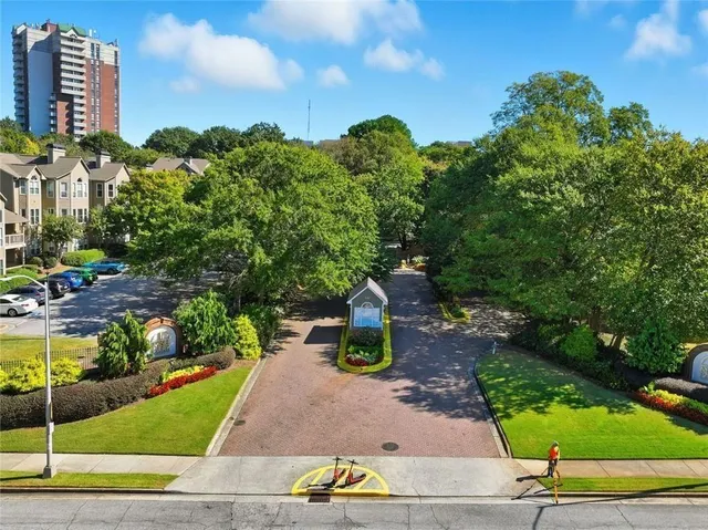 $345,000 | 405 McGill Park Avenue Northeast, Unit 405, Atlanta, GA 30312
