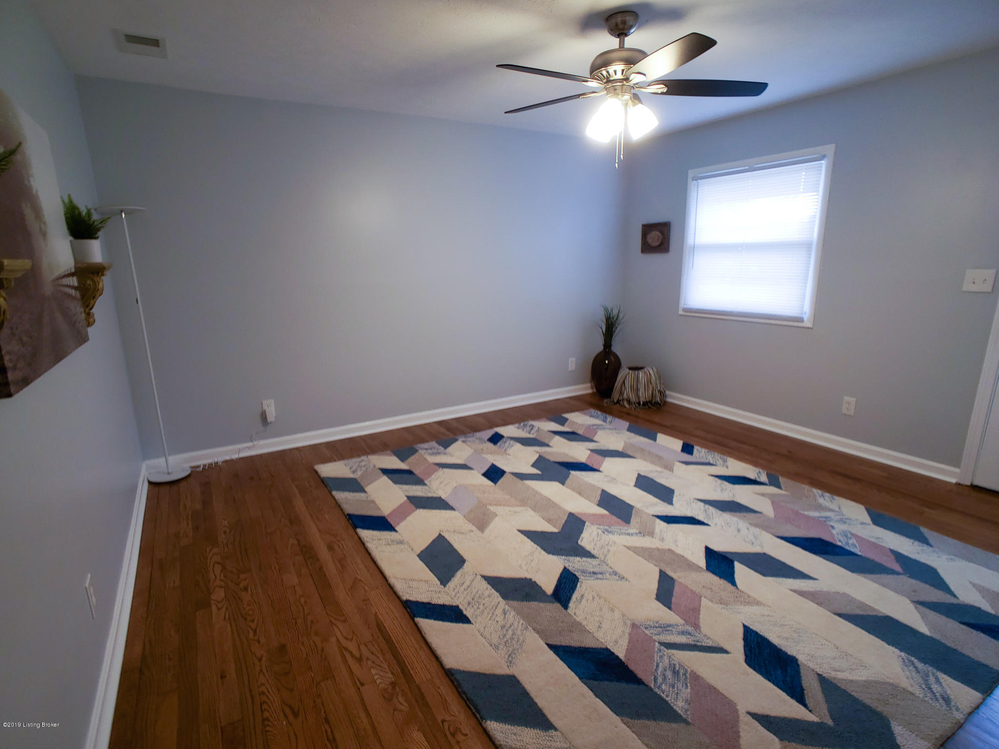 6817 Barfield Road Louisville, KY 40258 - Photo 8 of 32 20191126_123651