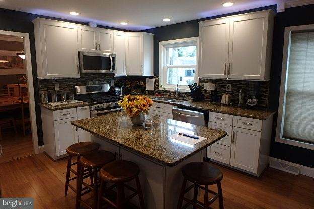 305 Glenview Road Spring Grove, PA 17362 - Photo 2 of 29