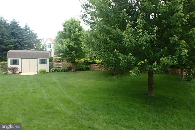 305 Glenview Road Spring Grove, PA 17362 - Photo 11 of 29