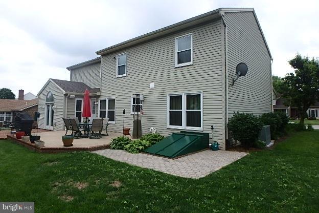 305 Glenview Road Spring Grove, PA 17362 - Photo 9 of 29