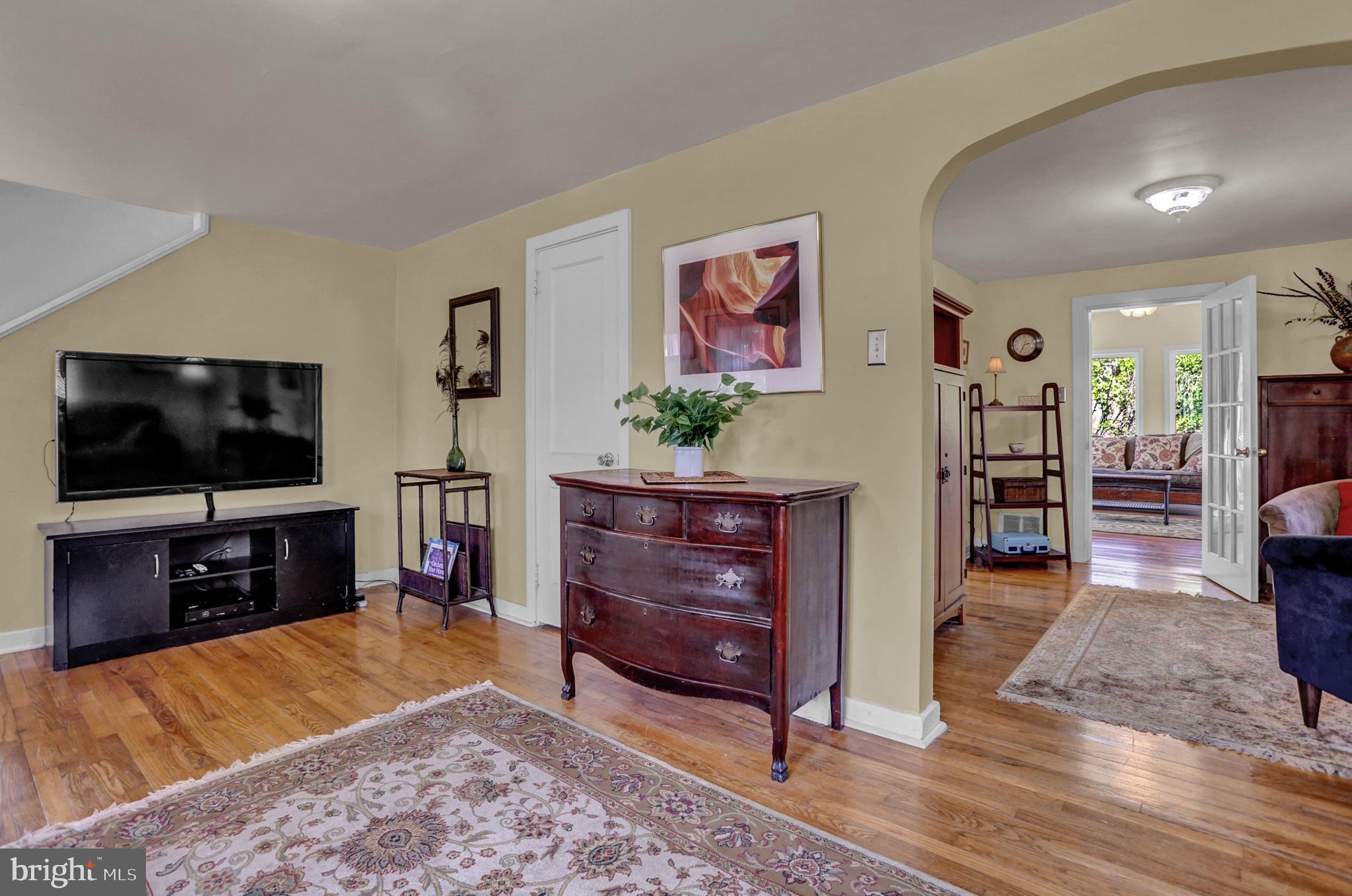 807 5th Street New Cumberland, PA 17070 - Photo 4 of 25 Gallery Image 4