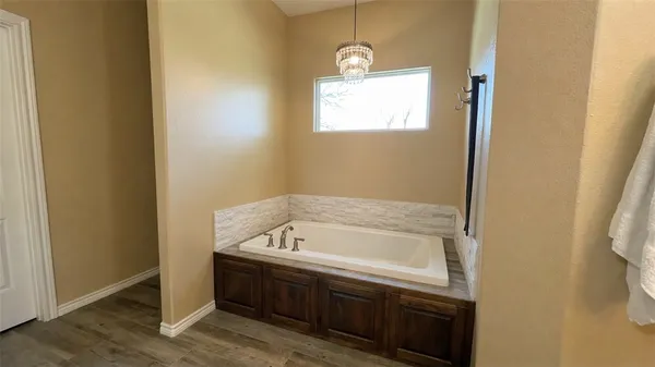 $889,000 | 11810 Riley Green Road, Franklin, TX 77856