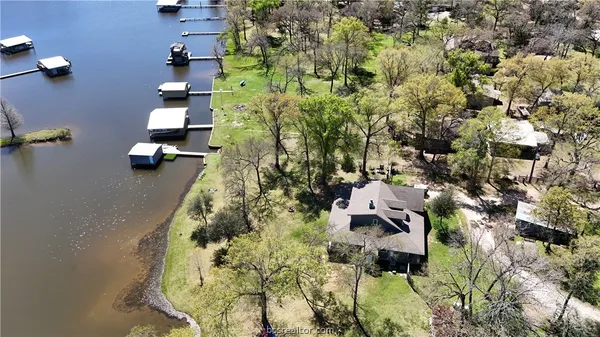 $889,000 | 11810 Riley Green Road, Franklin, TX 77856