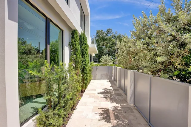 $35,000 | 1111 Southeast 9th Avenue, Fort Lauderdale, FL 33316