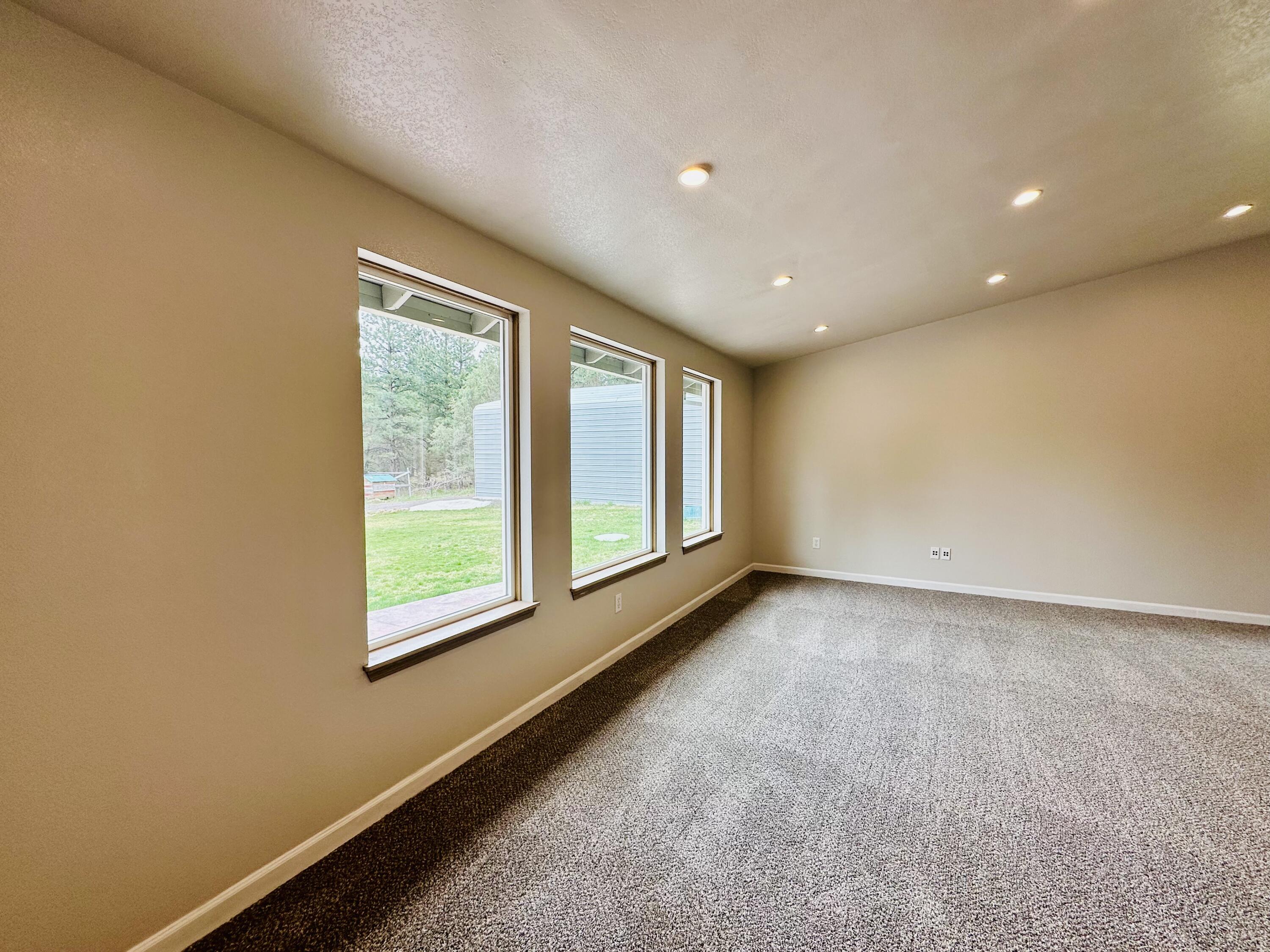 16524 Fieldcrest Road Klamath Falls, OR 97603 - Photo 9 of 58 a view of an empty room with a window