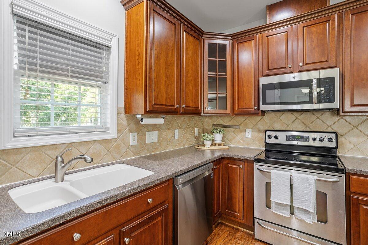237 Butterbiggins Lane Apex, NC 27539 - Photo 11 of 40
