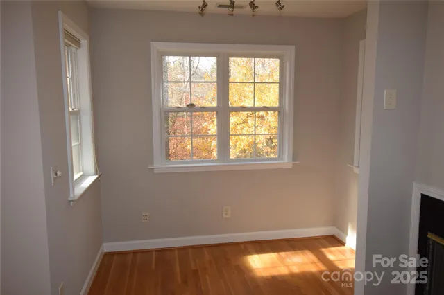 a view of empty room with window