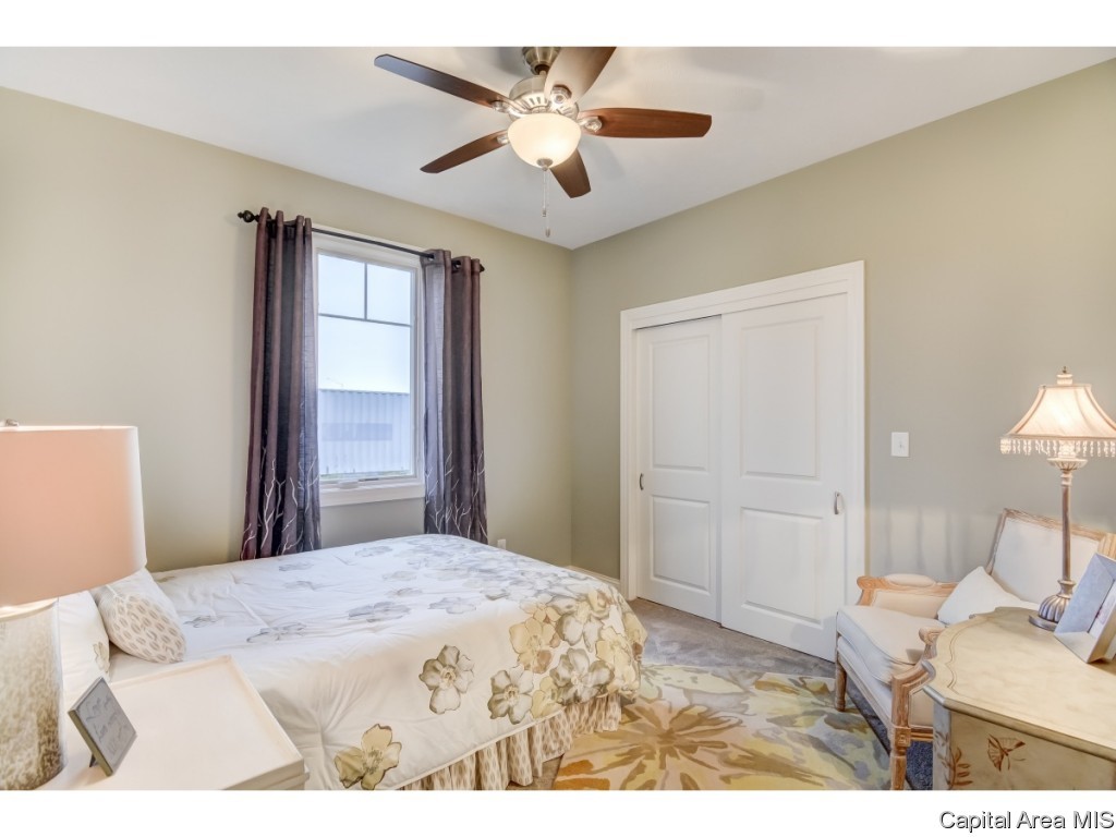 3945 Waterstone Way Springfield, IL 62711 - Photo 11 of 36