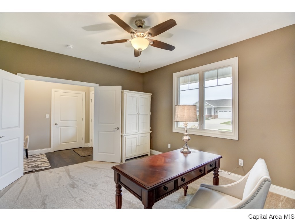 3945 Waterstone Way Springfield, IL 62711 - Photo 14 of 36