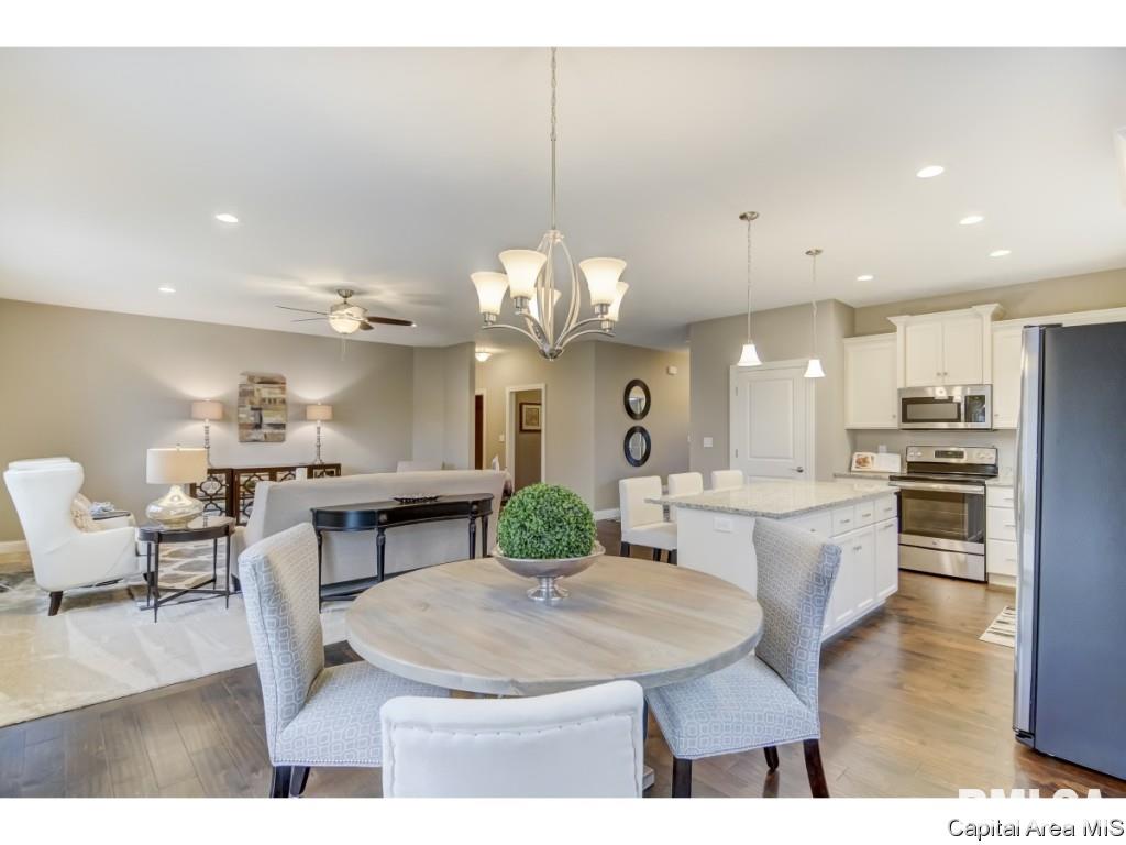 3945 Waterstone Way Springfield, IL 62711 - Photo 17 of 36