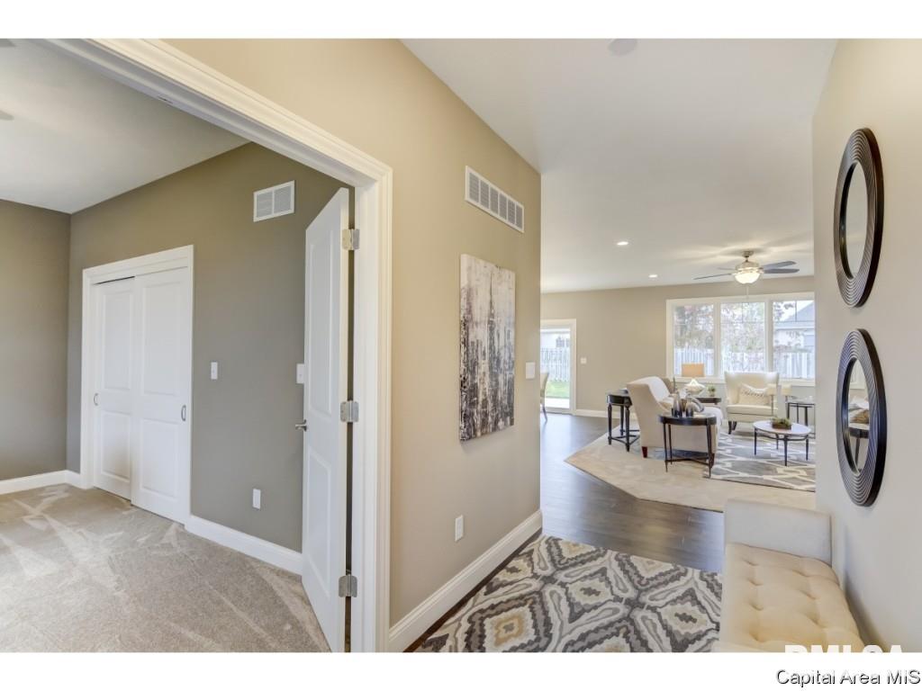3945 Waterstone Way Springfield, IL 62711 - Photo 21 of 36