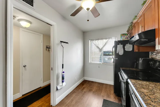 $285,000 | 139 Sparrow Drive, Unit 2A, Royal Palm Beach, FL 33411