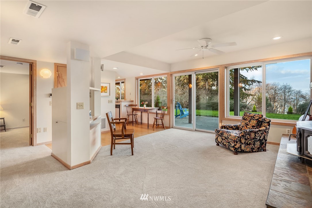6115 Southwest Luana Beach Road Vashon, WA 98070 - Photo 17 of 35 Gallery Image 17