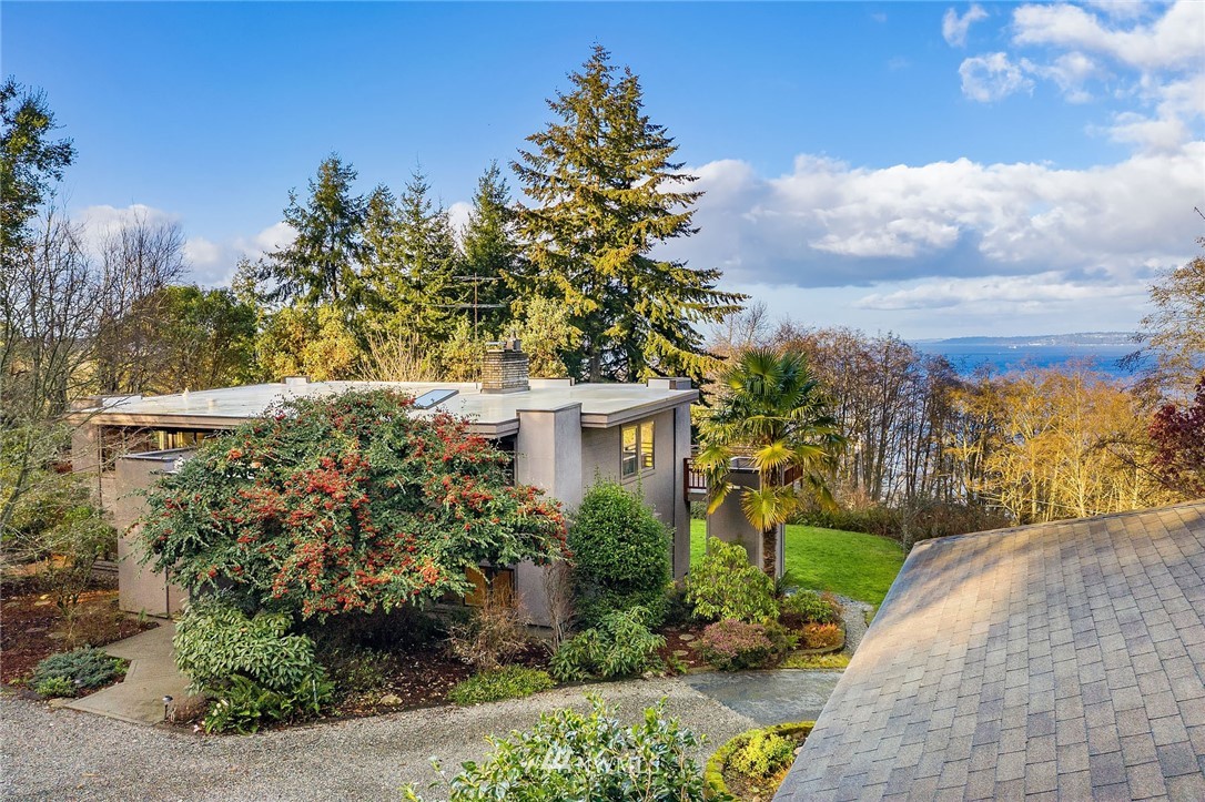 6115 Southwest Luana Beach Road Vashon, WA 98070 - Photo 30 of 35 Gallery Image 30