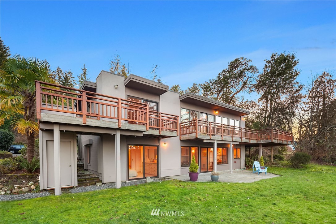 6115 Southwest Luana Beach Road Vashon, WA 98070 - Photo 32 of 35 Gallery Image 32