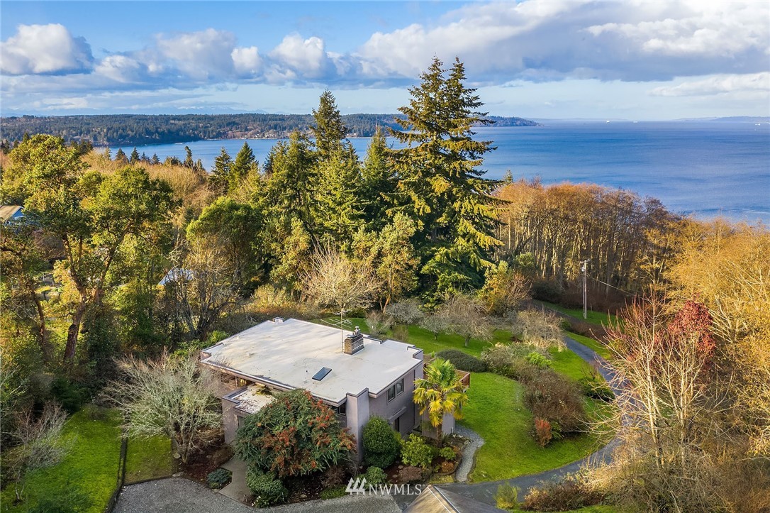 6115 Southwest Luana Beach Road Vashon, WA 98070 - Photo 33 of 35 Gallery Image 33