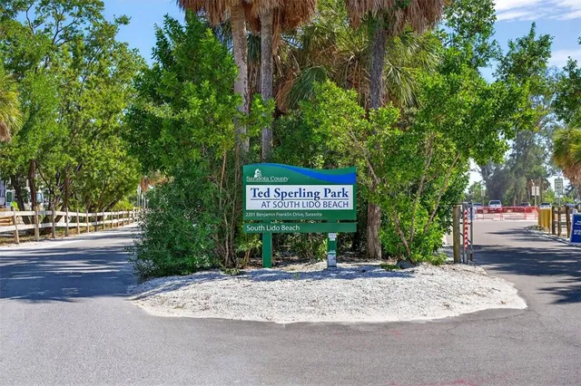 $495,000 | 2100 Benjamin Franklin Drive, Unit 203, Sarasota, FL 34236