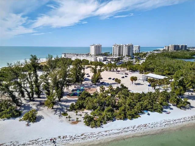 $495,000 | 2100 Benjamin Franklin Drive, Unit 203, Sarasota, FL 34236