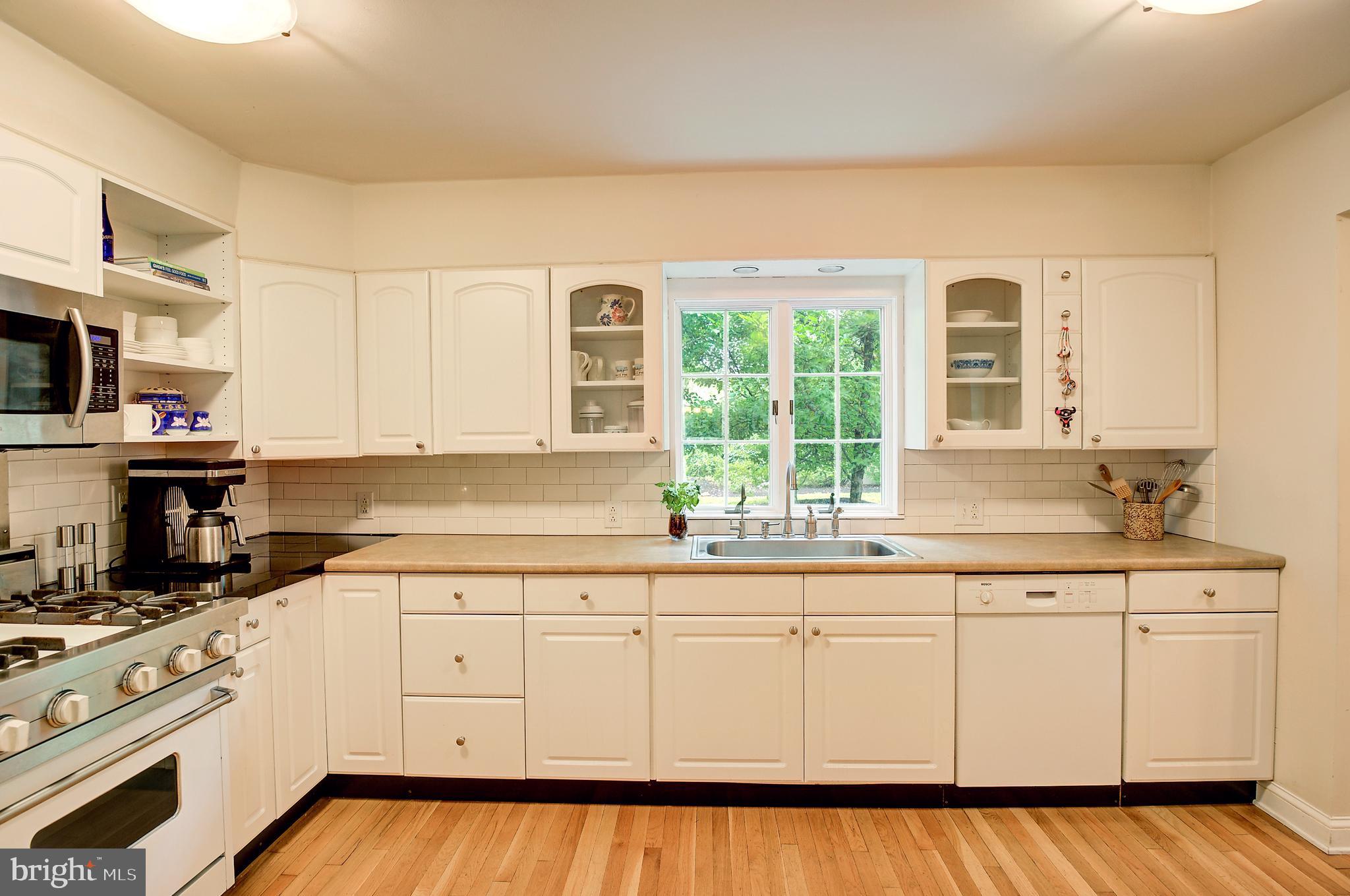 419 Sunset Road Skillman, NJ 08558 - Photo 16 of 49