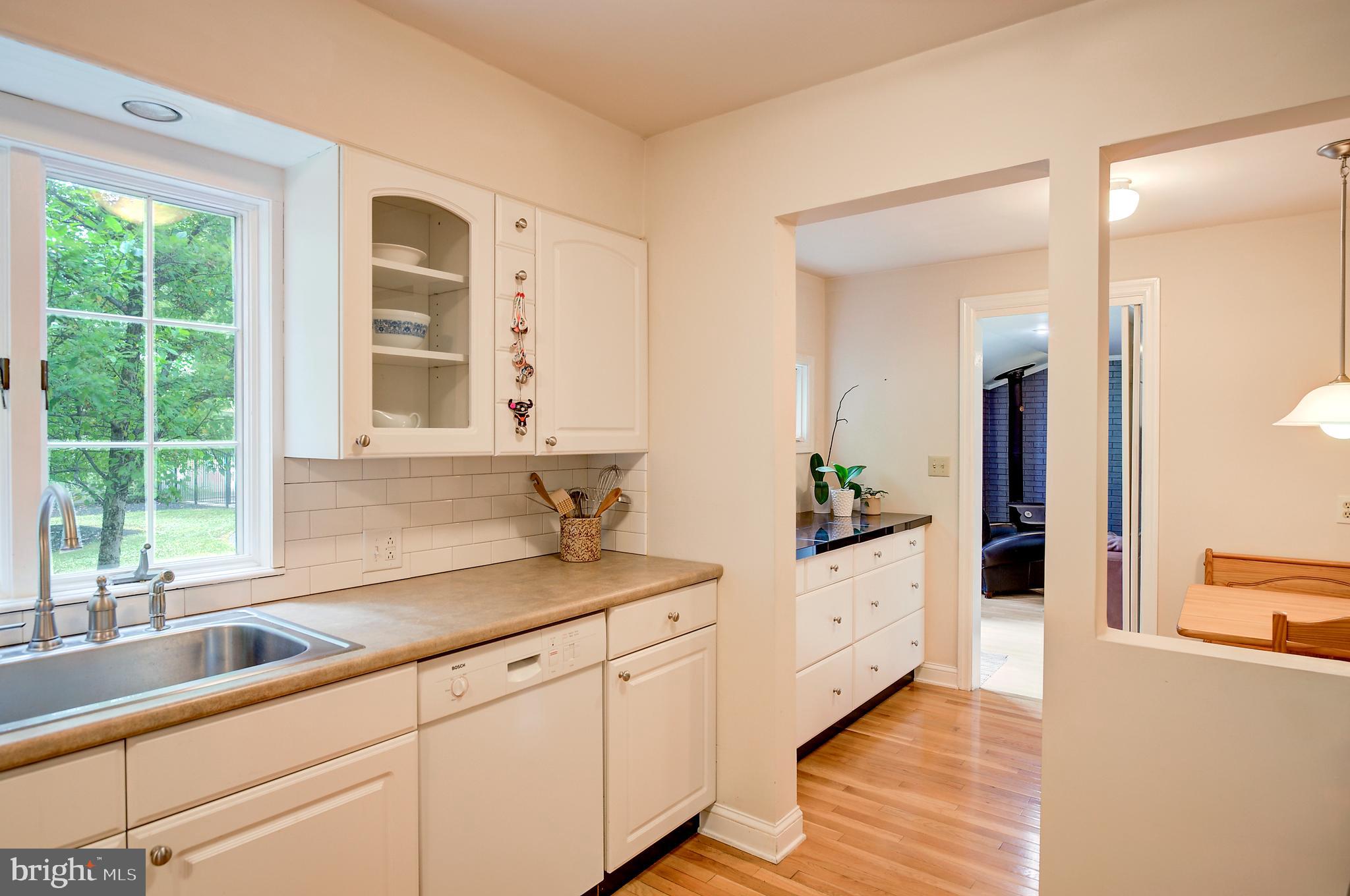 419 Sunset Road Skillman, NJ 08558 - Photo 17 of 49