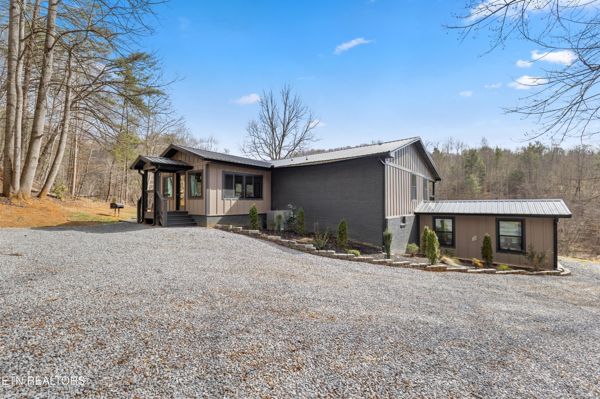 2359 Grassy Branch Road Sevierville, TN 37876 - Photo 4 of 48 Gallery Image 4