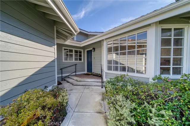$7,600 | 32 Dover Place, Manhattan Beach, CA 90266