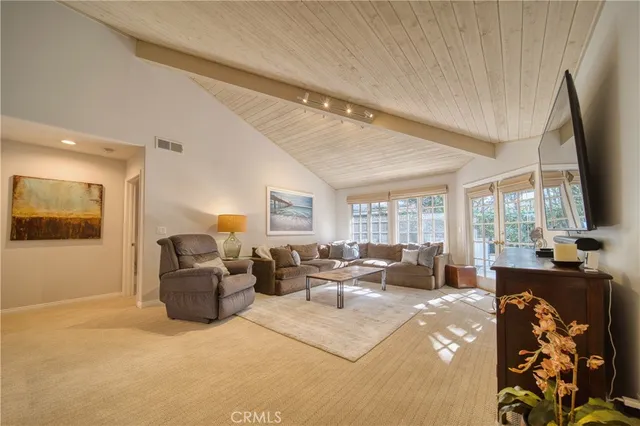 $7,600 | 32 Dover Place, Manhattan Beach, CA 90266