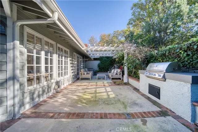 $7,600 | 32 Dover Place, Manhattan Beach, CA 90266