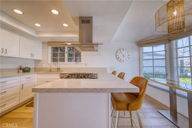 $7,600 | 32 Dover Place, Manhattan Beach, CA 90266