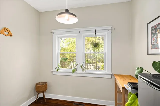 $289,900 | 2111 Lovers Lane, St. Joseph, MO 64505