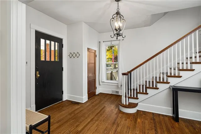 $289,900 | 2111 Lovers Lane, St. Joseph, MO 64505