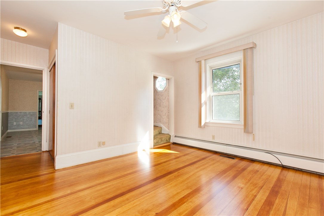 121 Olney Arnold Road Cranston, RI 02921 - Photo 11 of 35 Gallery Image 11