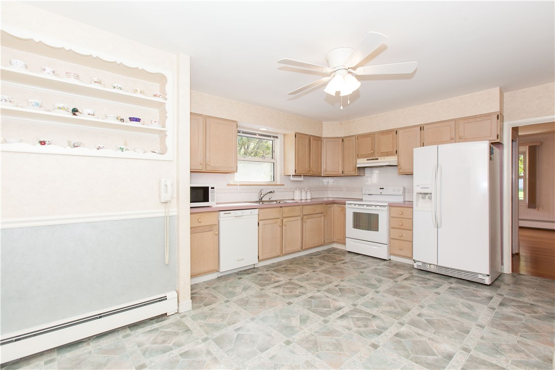 121 Olney Arnold Road Cranston, RI 02921 - Photo 17 of 35 Gallery Image 17