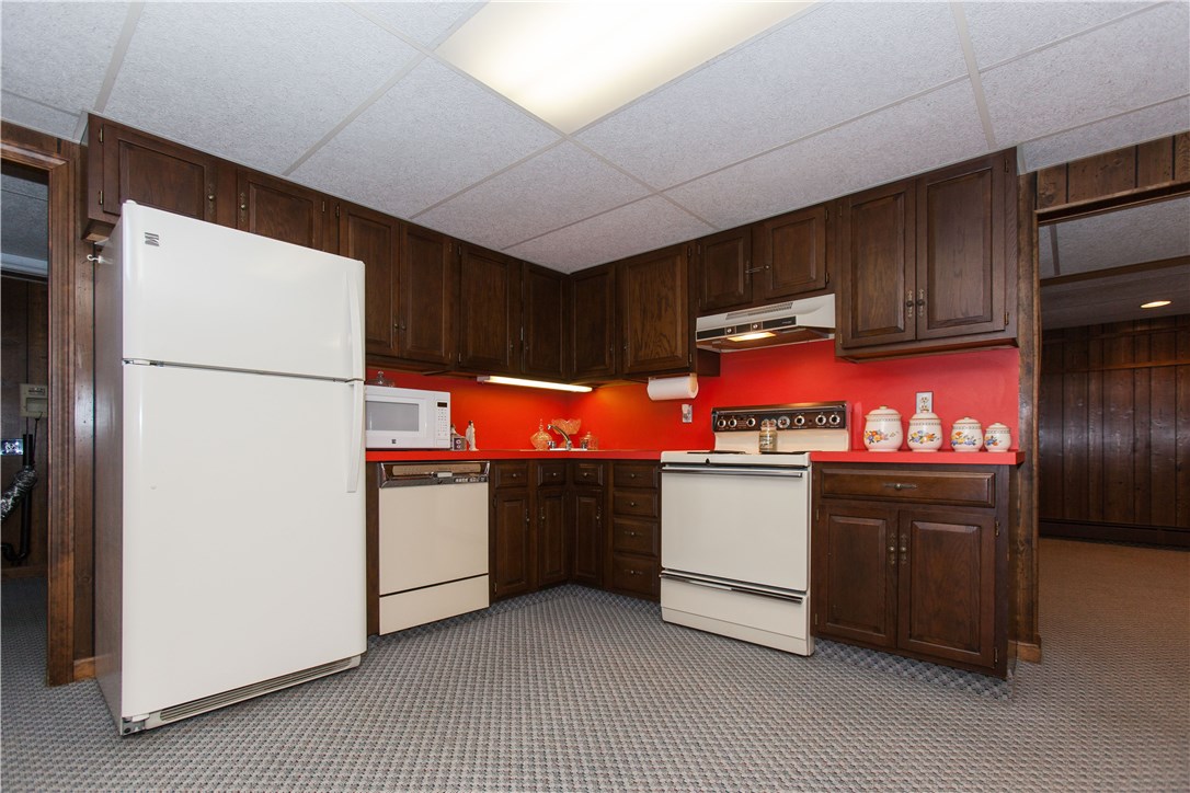 121 Olney Arnold Road Cranston, RI 02921 - Photo 29 of 35 Gallery Image 29