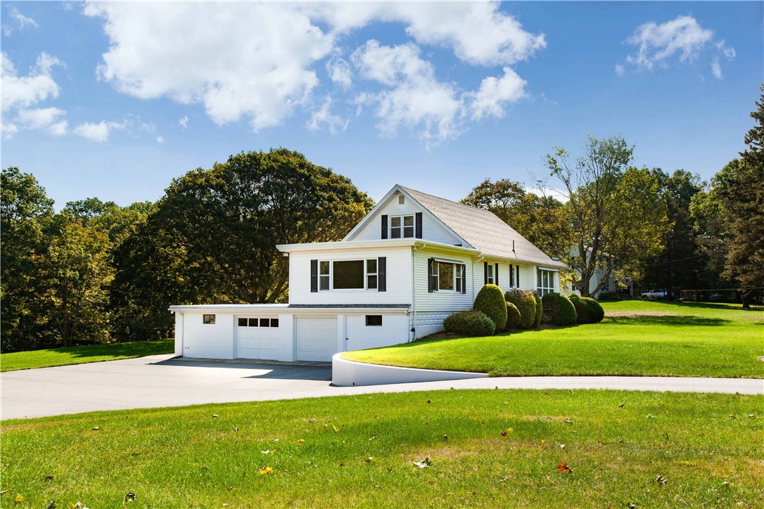 121 Olney Arnold Road Cranston, RI 02921 - Photo 8 of 35 Gallery Image 8