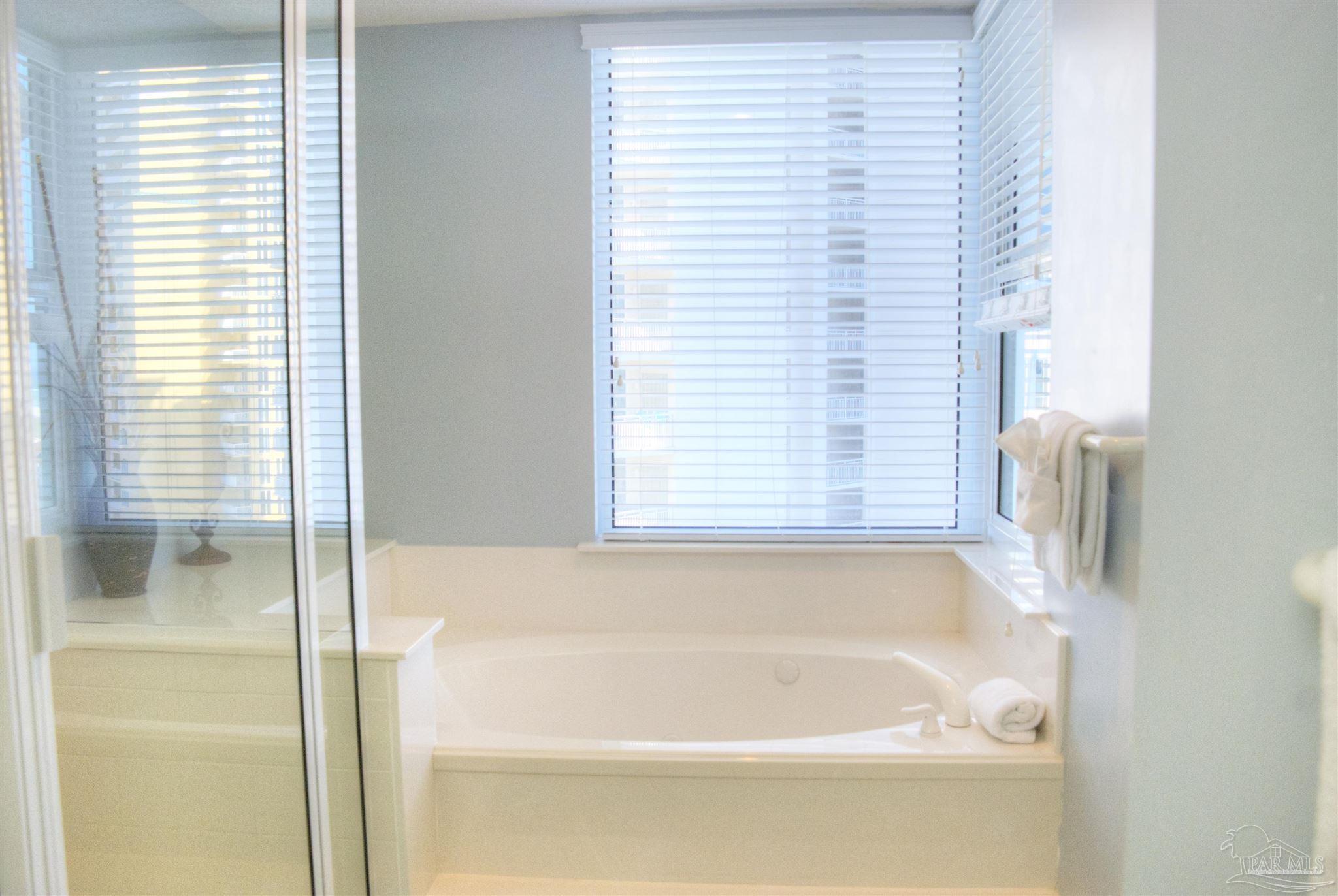 8501 Gulf Boulevard, Unit 10F Navarre, FL 32566 - Photo 20 of 35