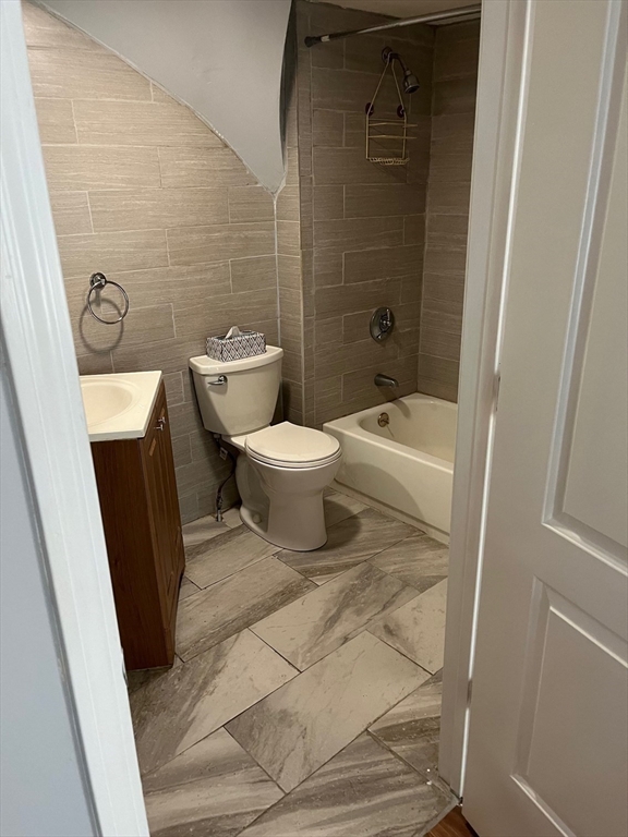 34 Irving Street Worcester, MA 01609 - Photo 17 of 33