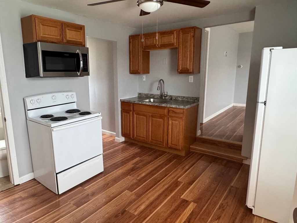 34 Irving Street Worcester, MA 01609 - Photo 28 of 33