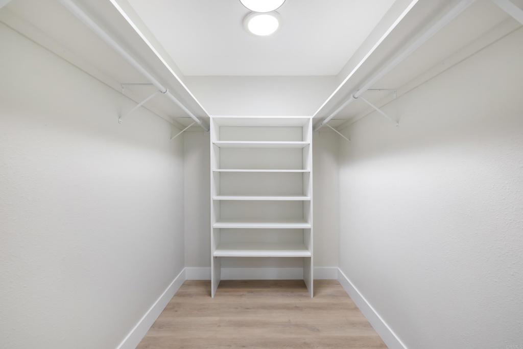 575 Otay Lakes Road, Unit 48 Chula Vista, CA 91913 - Photo 36 of 50 Primary Closet